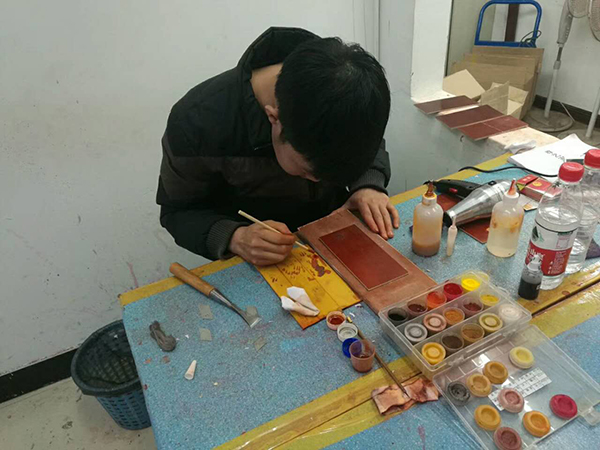 學(xué)修家具